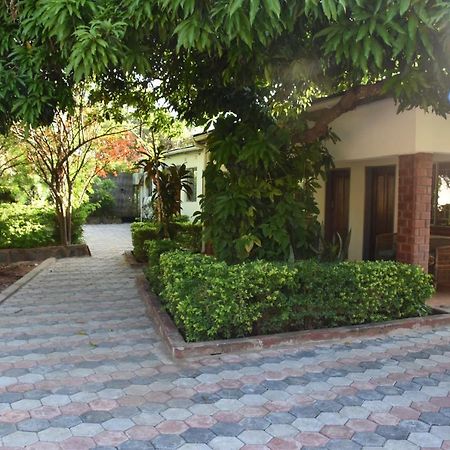 Bed and Breakfast Tabonina Bis Ливингстон Экстерьер фото